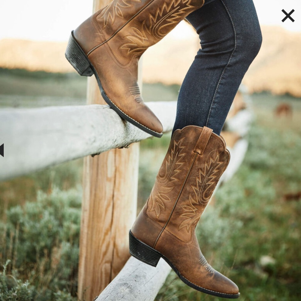 BNNU Ariat Heritage Western Boots - Distressed Brown